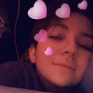 Meet your Posher, Abigail